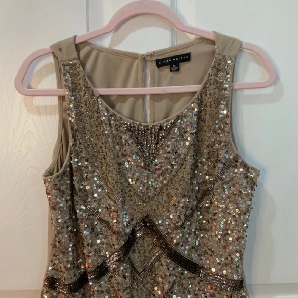 AIDAN MATTOX SEQUIN BEADED FORMAL WEDDING NUDE TANK SIZE M - Picture 3 of 10